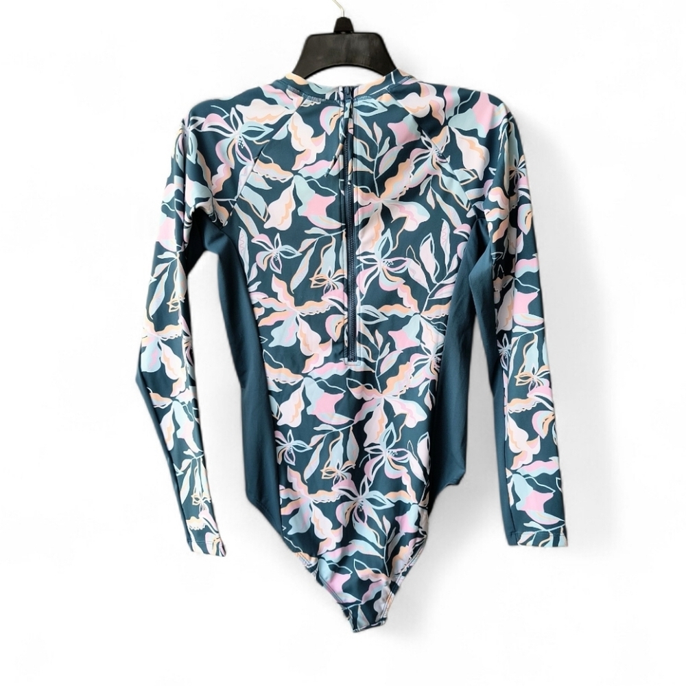 Evo Floral Long Sleeve Beach Vacation Resort Upf 50 Quick Dry Swimsuit M Nwt — image 3 of 8